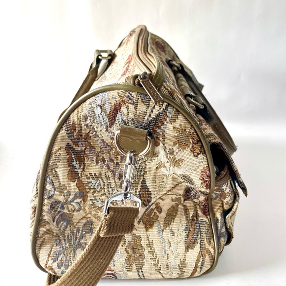 Vintage Jordache Floral Tapestry Zip Shoulder Strap Duffel Travel Bag 16" - Picture 5 of 10